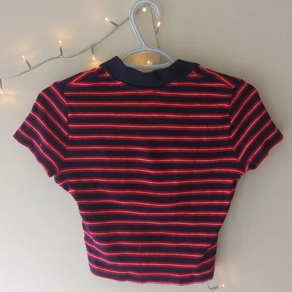 Crop top - Picture 3 of 3